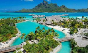 Top 10 Best Beaches in the world 2021