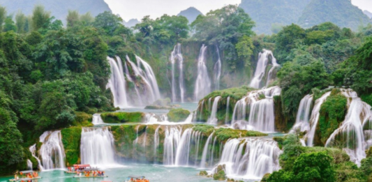 Top 10 Best Waterfalls in the World  2021