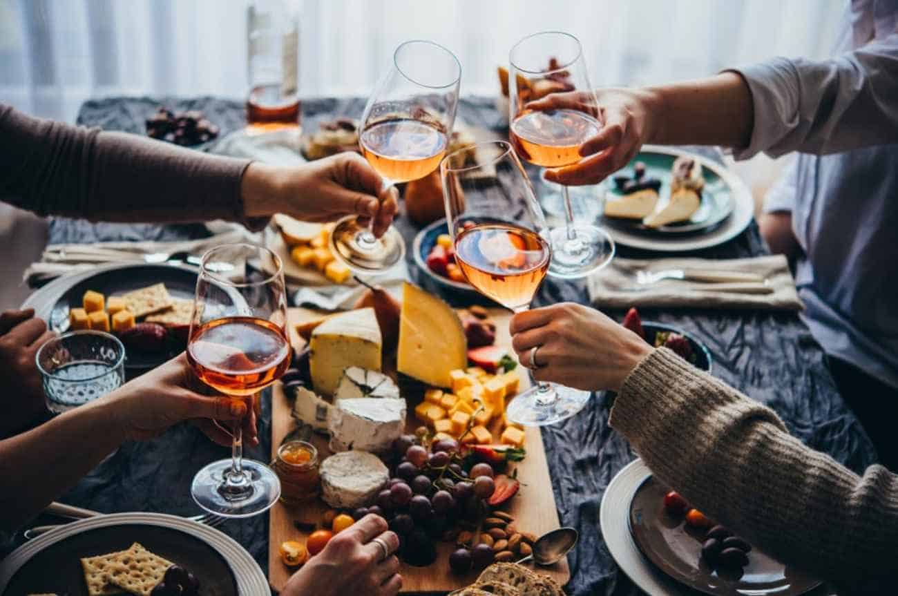 How to Host and Plan a Wine tasting Event at Home (Easy Steps)