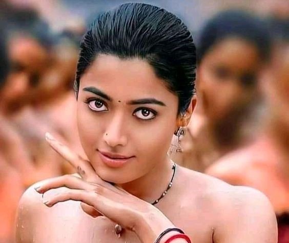 Top 10 Female National Crush of India 